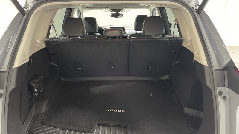 2021 Nissan Rogue Platinum photo 8