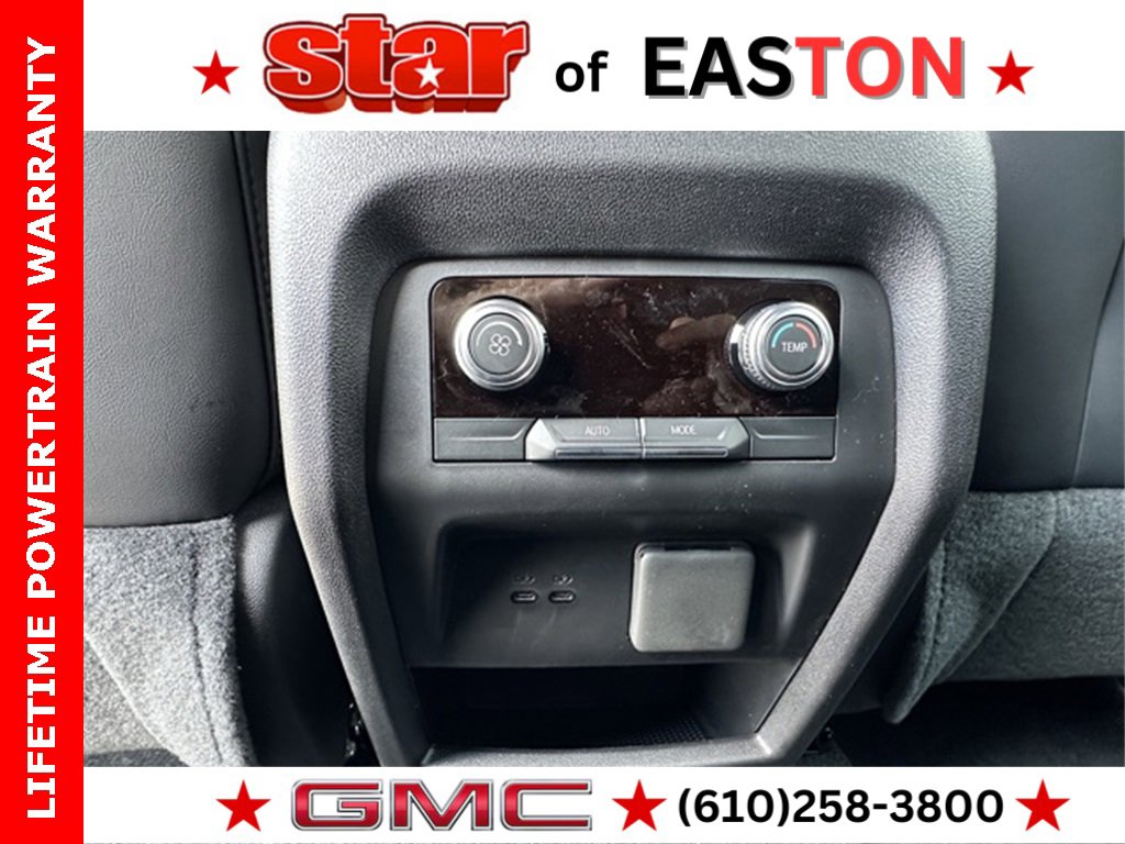 2026 Gmc Acadia AT4 photo 13