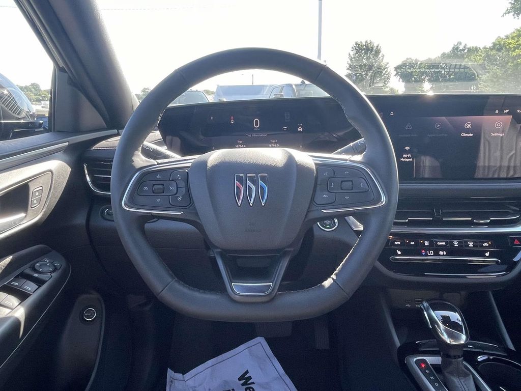 2024 Buick Envista Avenir photo 22
