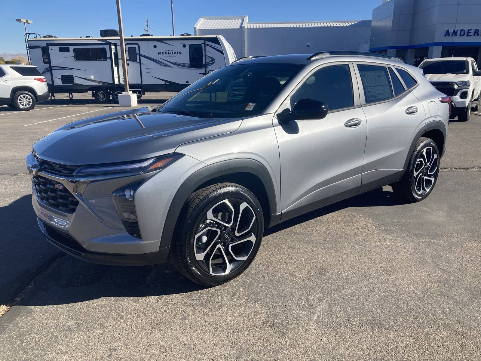 2026 Chevrolet Trax RS's photo