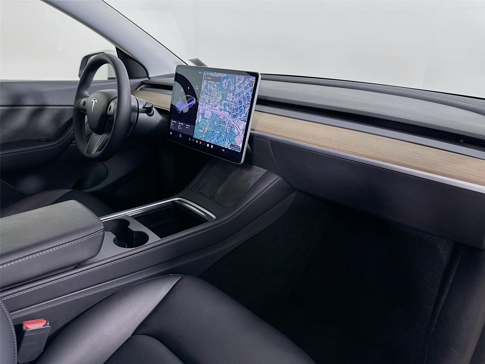 2021 Tesla Model Y Long Range photo 29