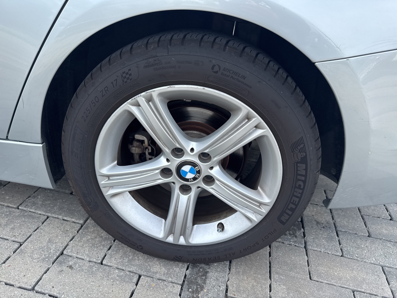 2014 Bmw 320i SA photo 7