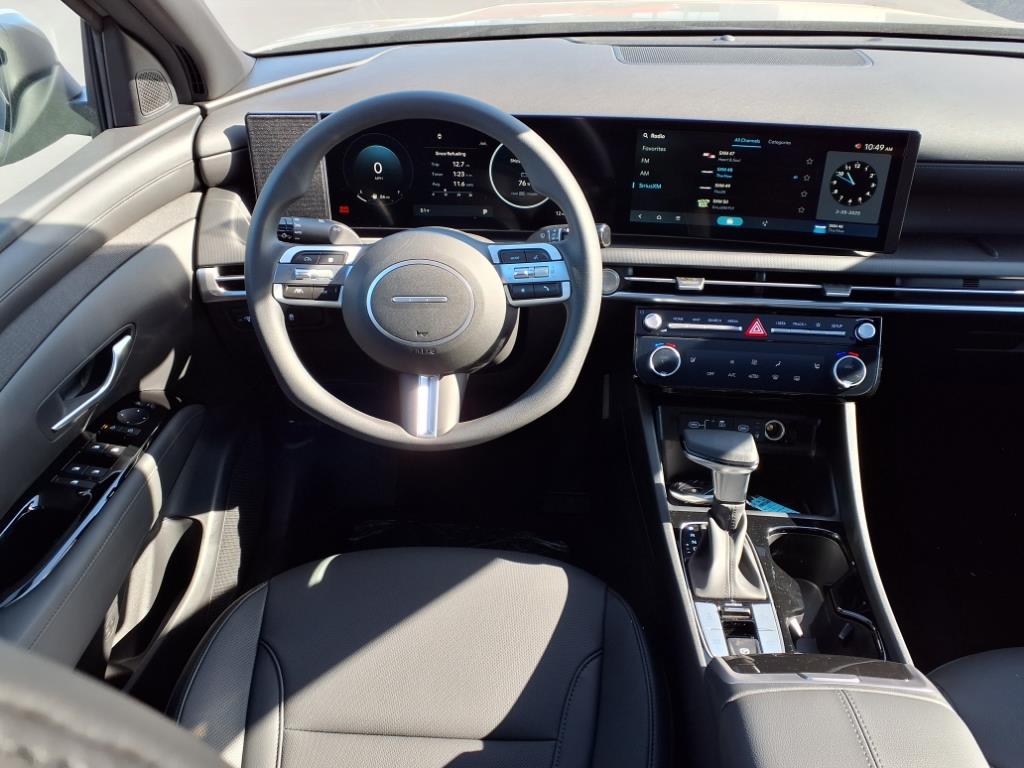 2025 Hyundai Santa Cruz SEL Activity photo 3