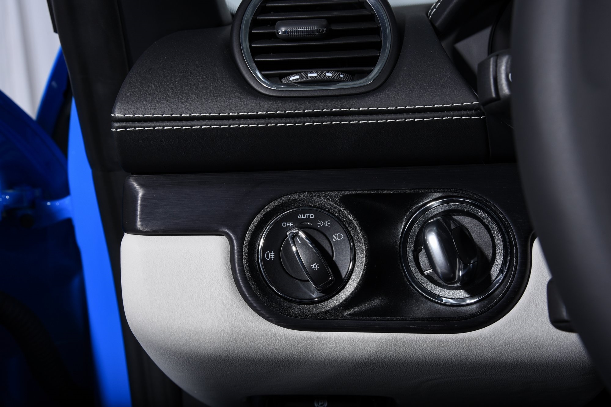 2025 Porsche Boxster GTS 4.0 photo 24