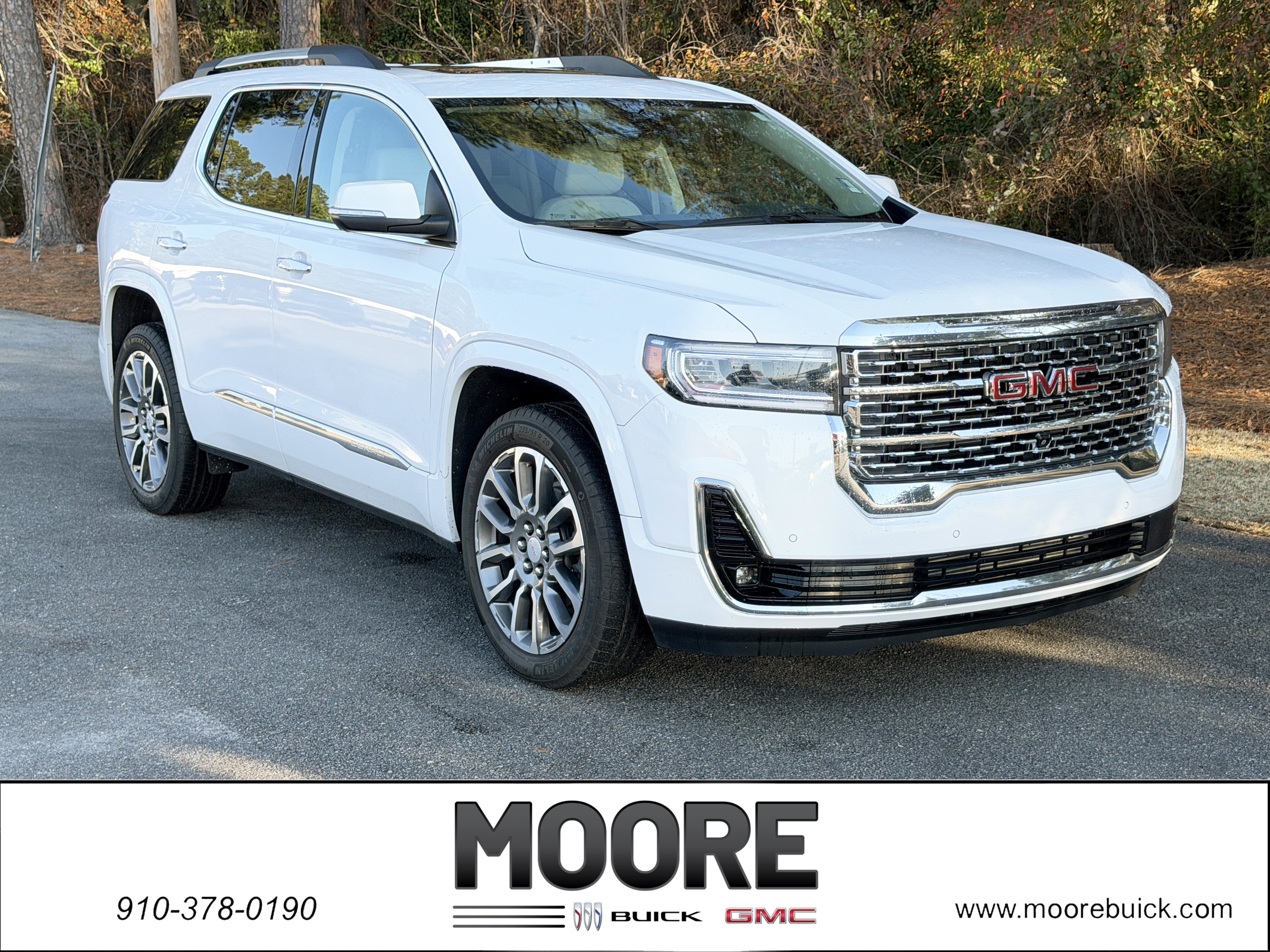 2023 GMC Acadia Denali's photo