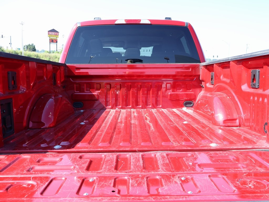 2022 Ford F-150 XLT photo 13