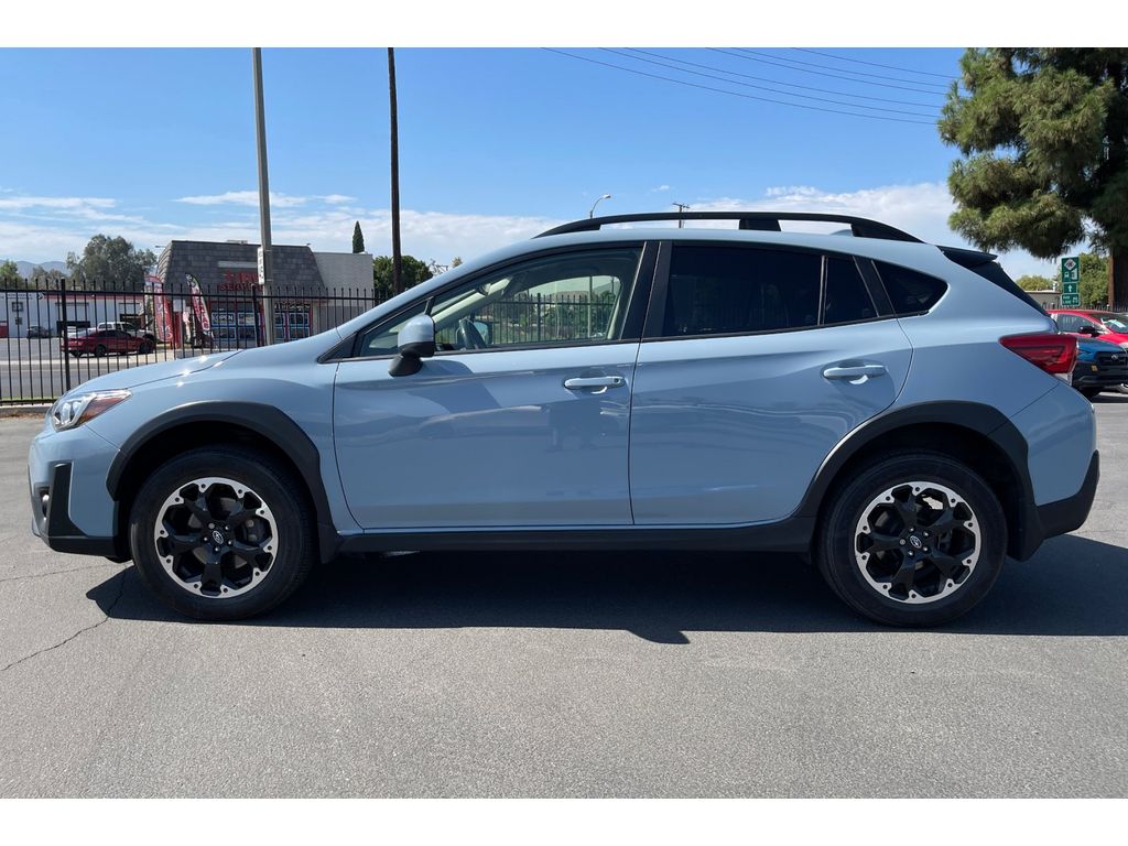 2023 Subaru Crosstrek Premium photo 2