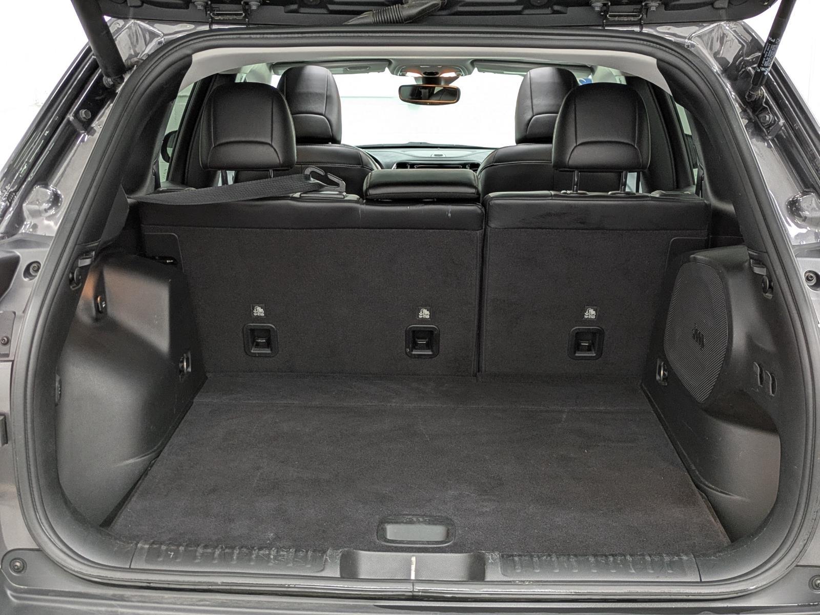 2021 Jeep Cherokee Limited photo 12
