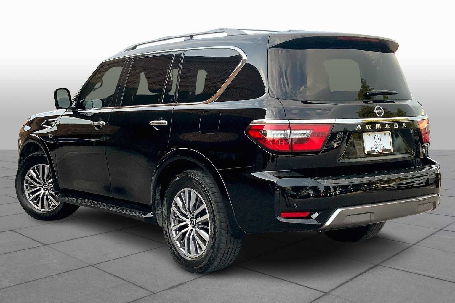 2022 Nissan Armada SL photo 10
