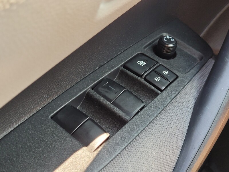 2021 Toyota Corolla LE photo 22