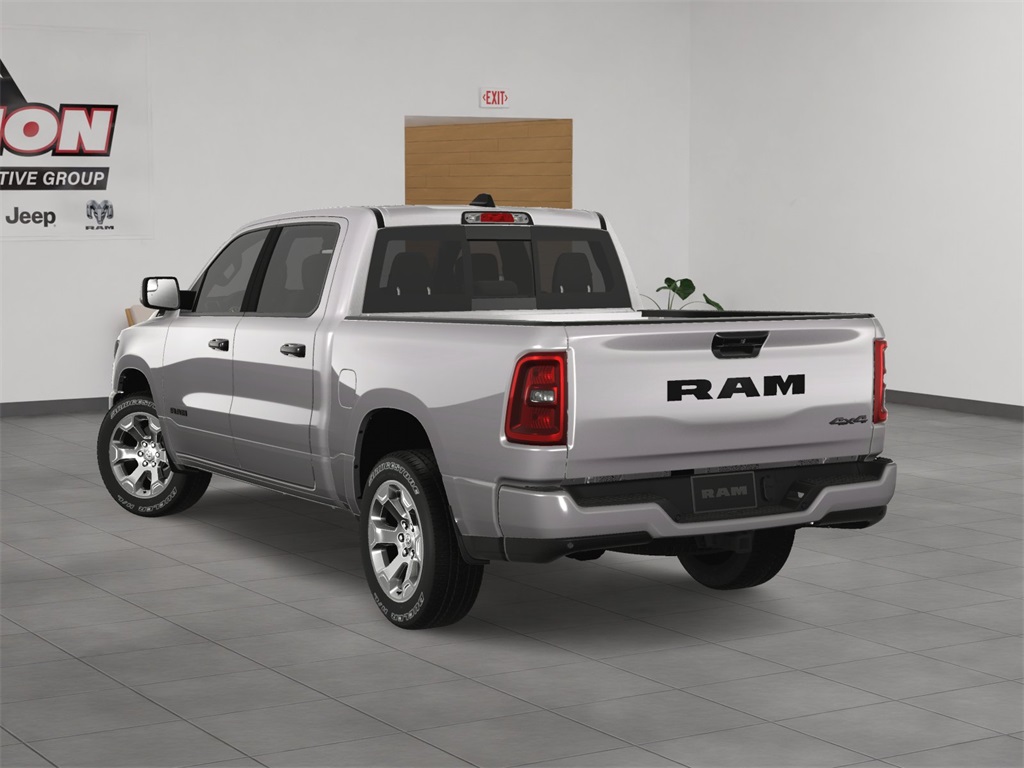 2025 Ram 1500 Tradesman photo 4