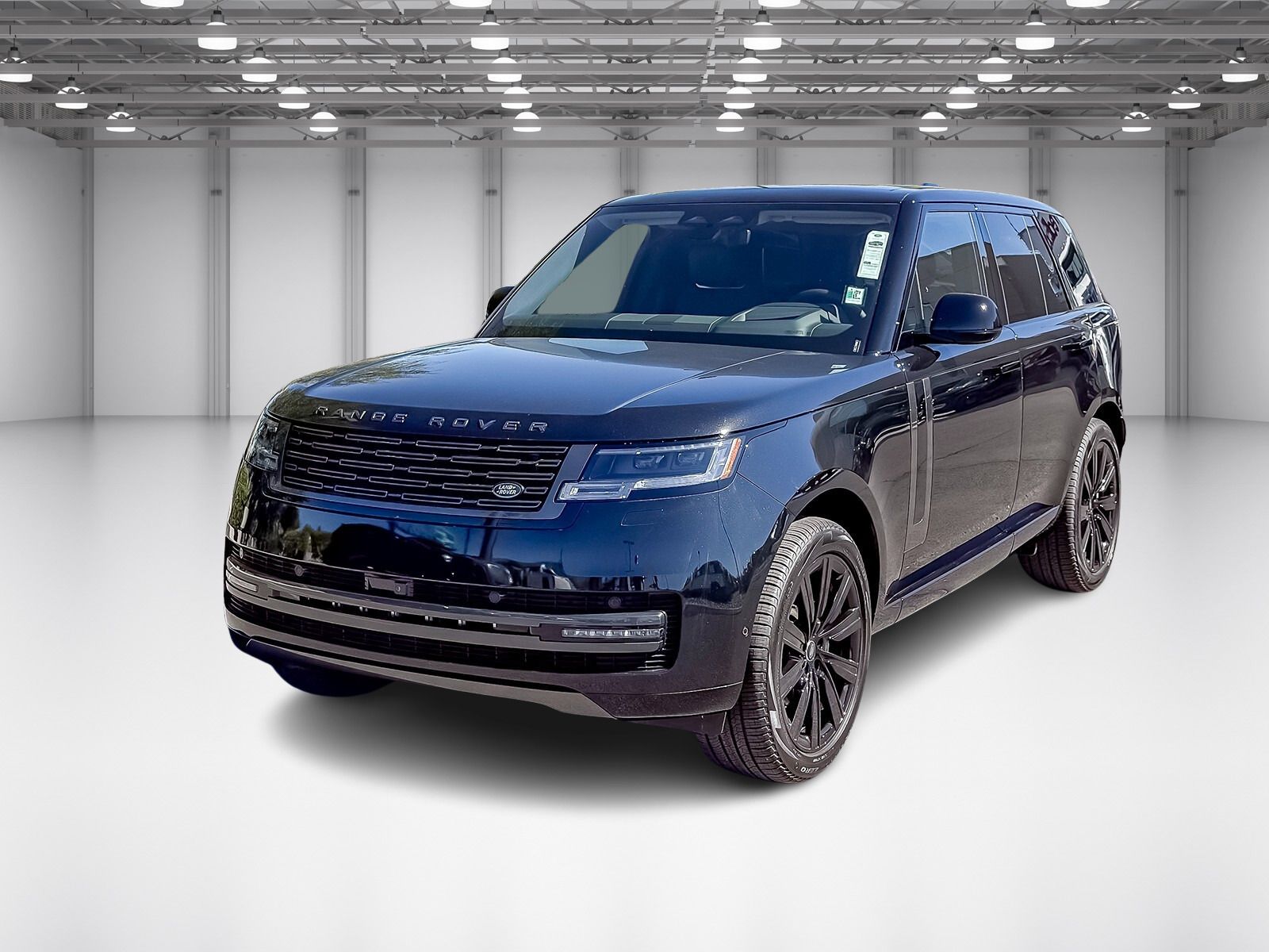 2025 Land Rover Range Rover SE's photo