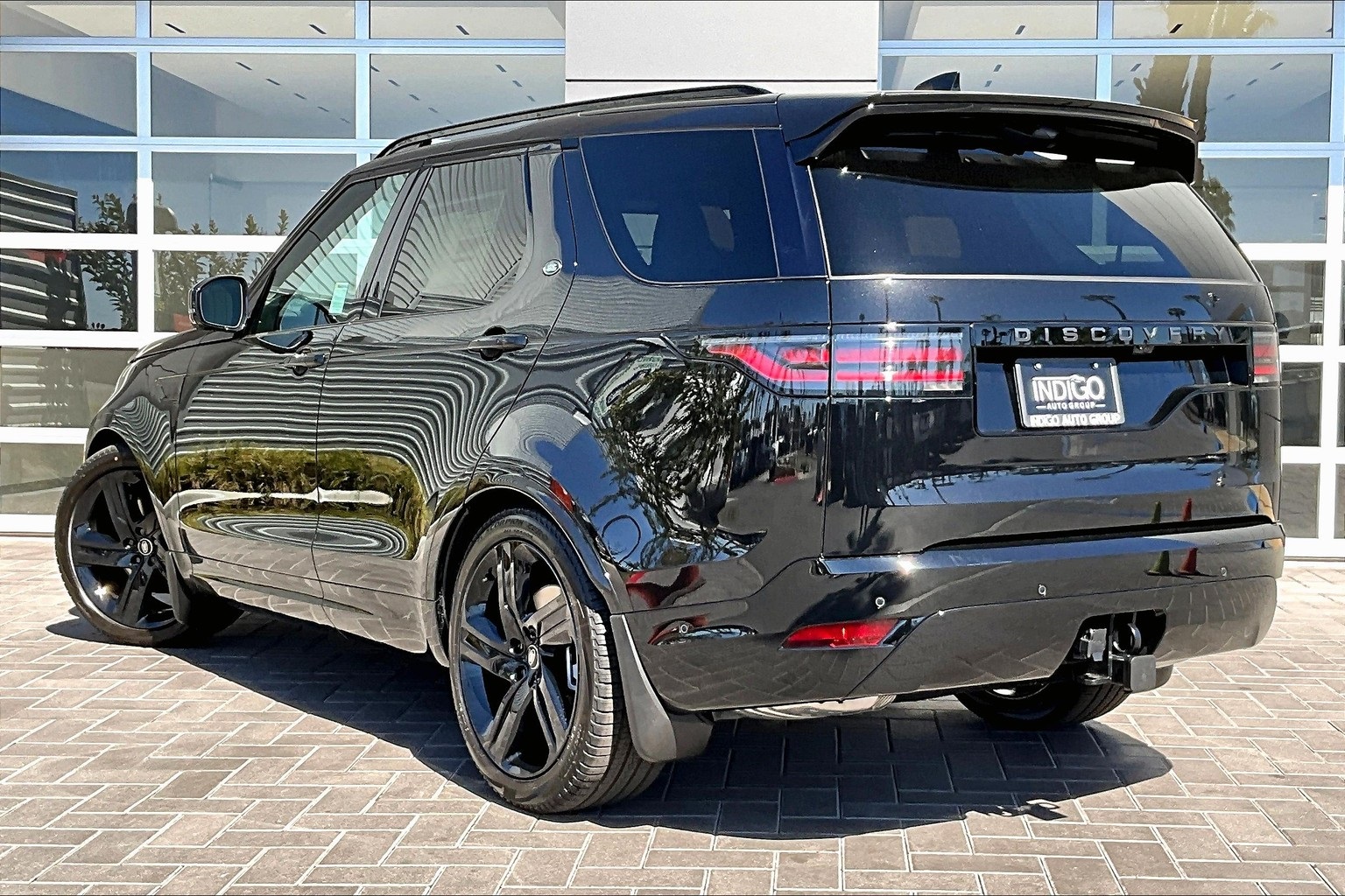 2025 Land Rover Discovery SE photo 3