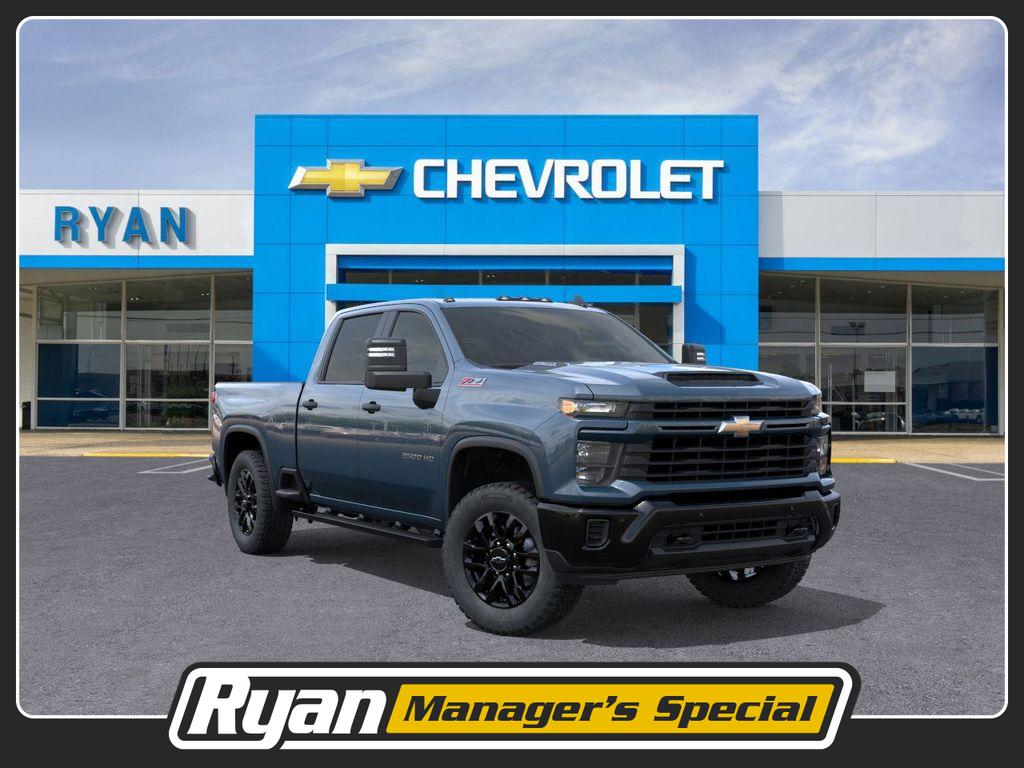 2025 Chevrolet Silverado 2500HD Custom's photo