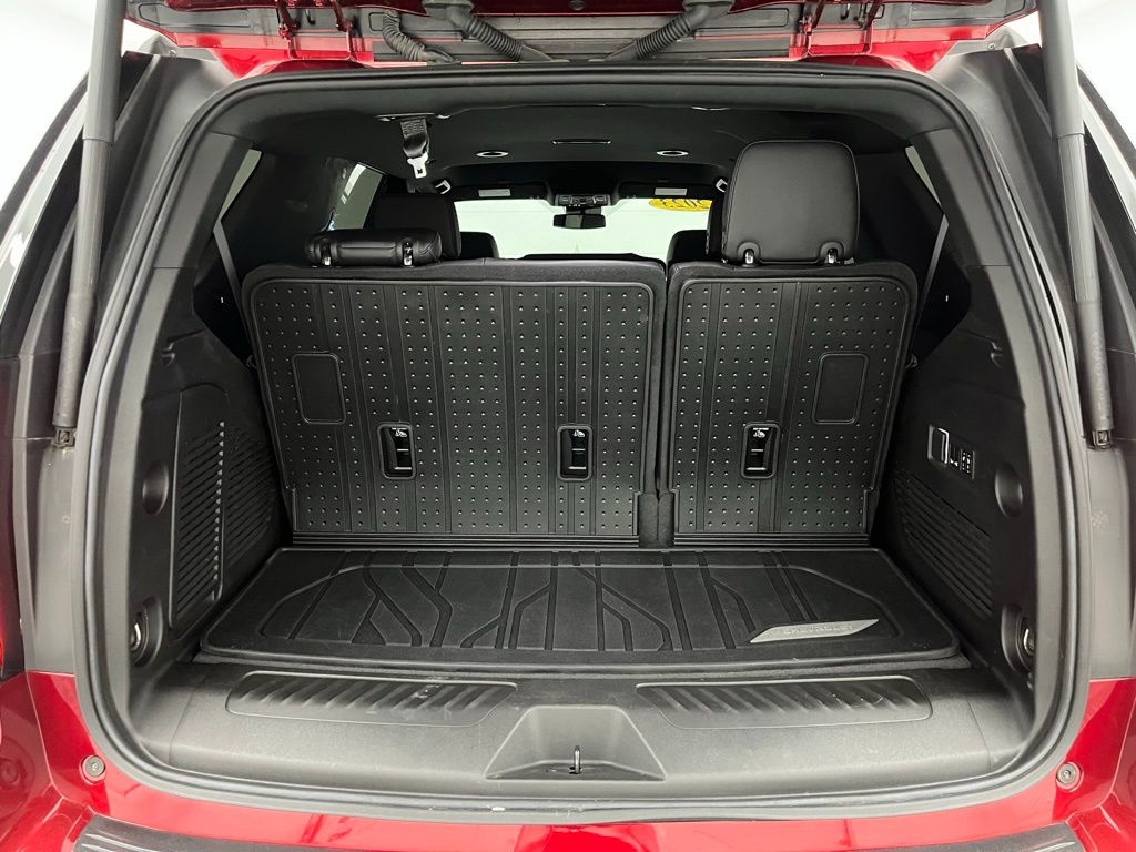 2023 Chevrolet Tahoe LT photo 34