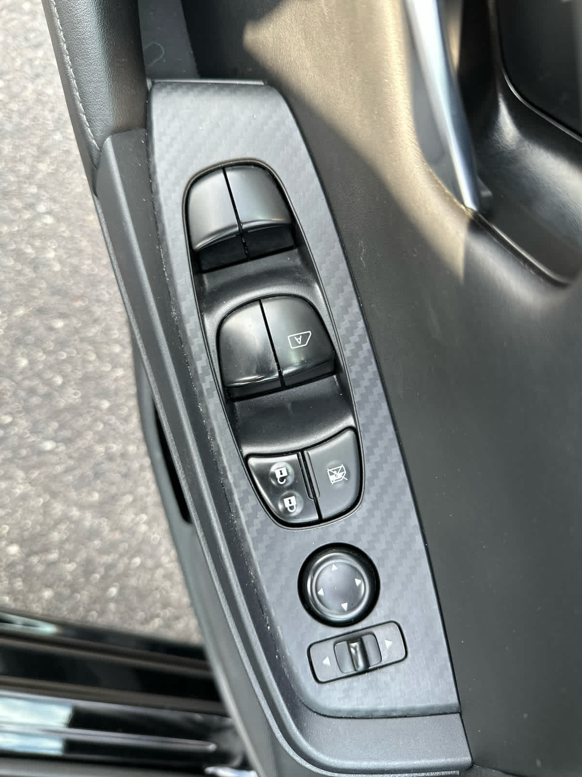 2024 Nissan Sentra SV photo 11