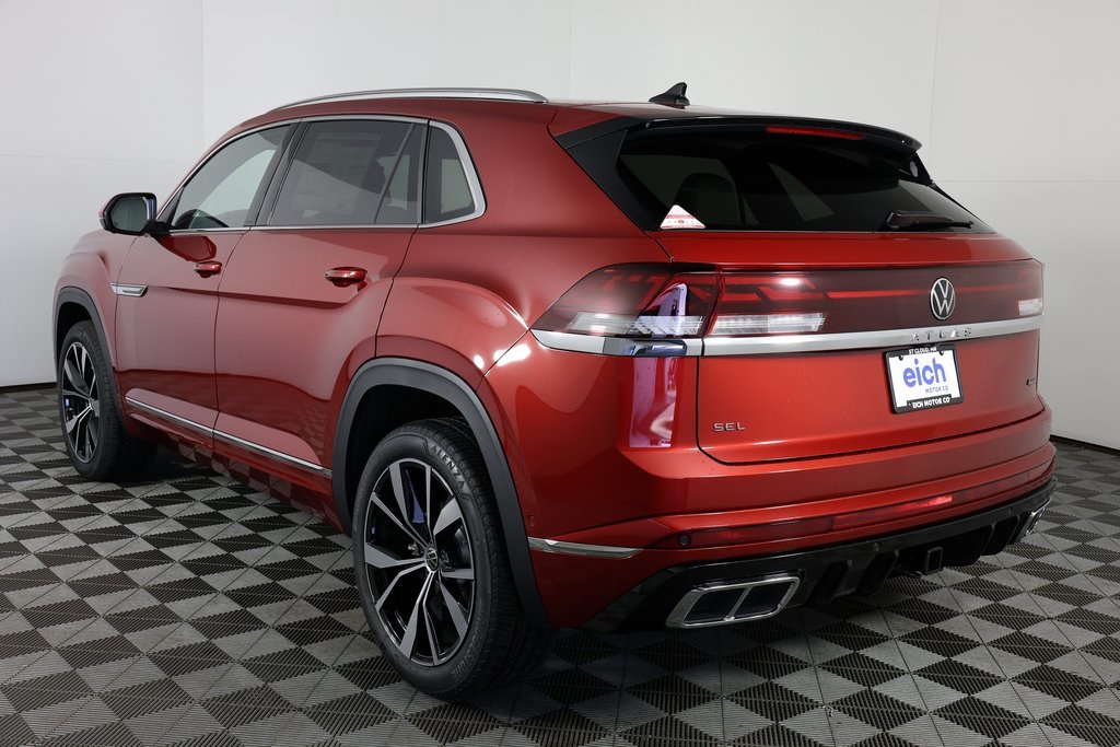 2025 Volkswagen Atlas Cross Sport SEL Premium R-Line photo 2