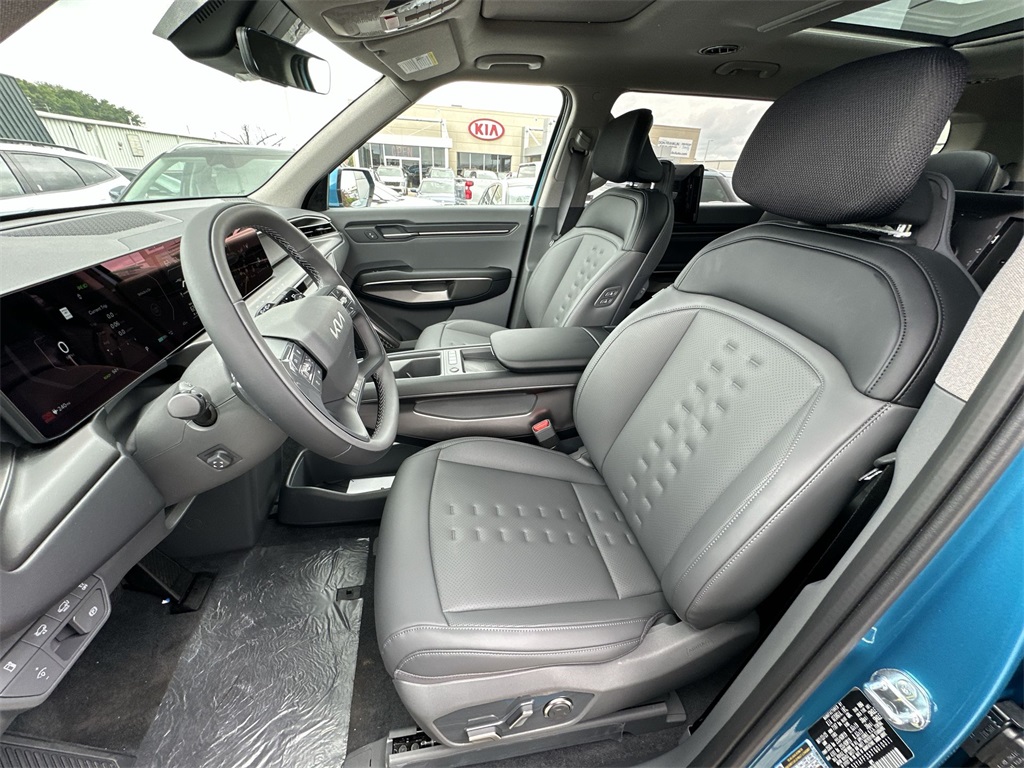 2026 Kia EV9 Wind photo 3