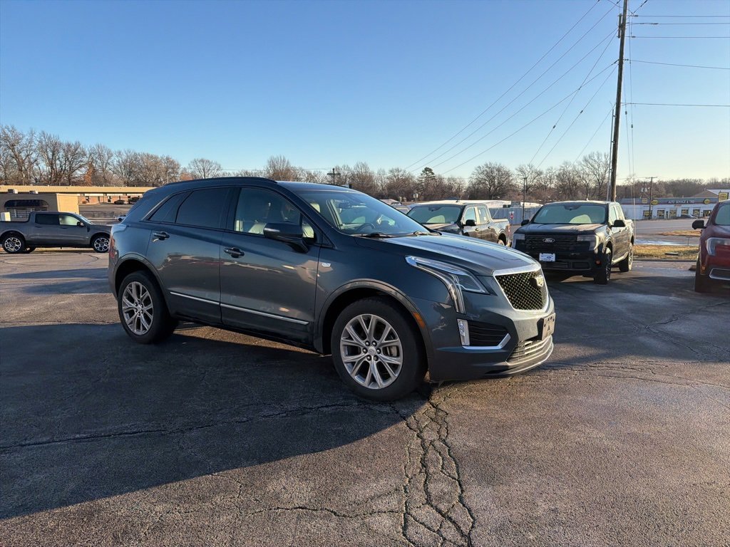 Used 2020 Cadillac XT5 Sport with VIN 1GYKNGRS9LZ104522 for sale in Kansas City