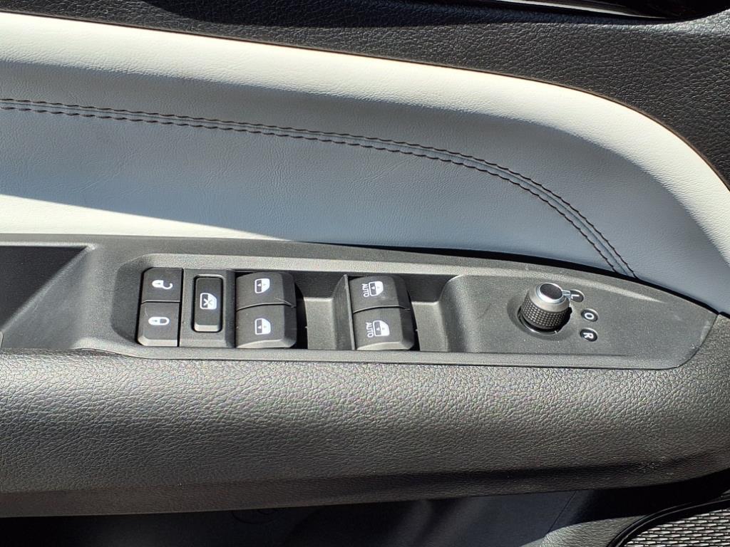2025 Jeep Compass Limited photo 3