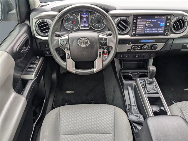 2022 Toyota Tacoma SR5 photo 19