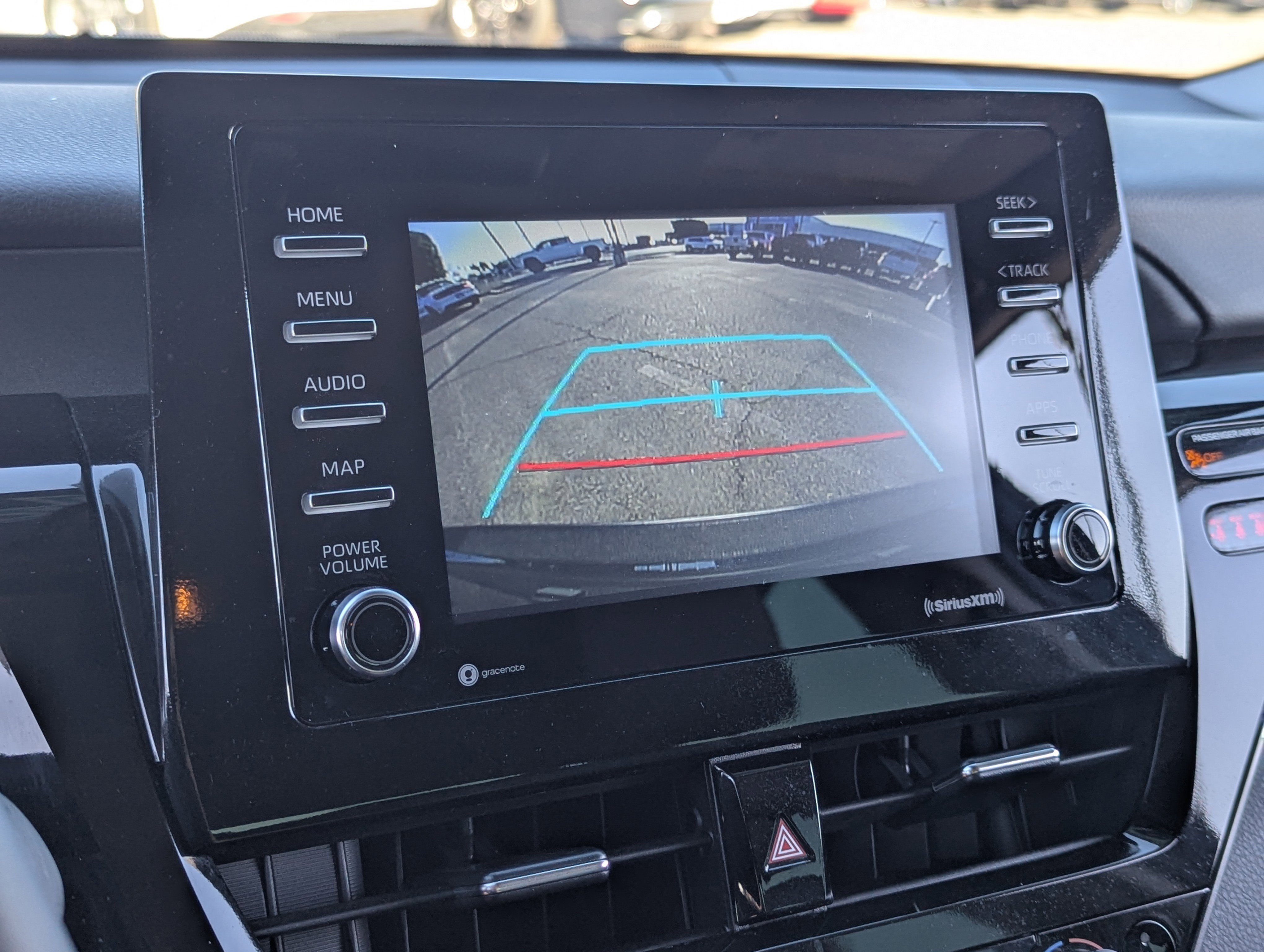 2024 Toyota Camry SE photo 4