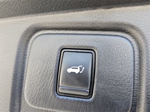 2019 Nissan Murano SL photo 11