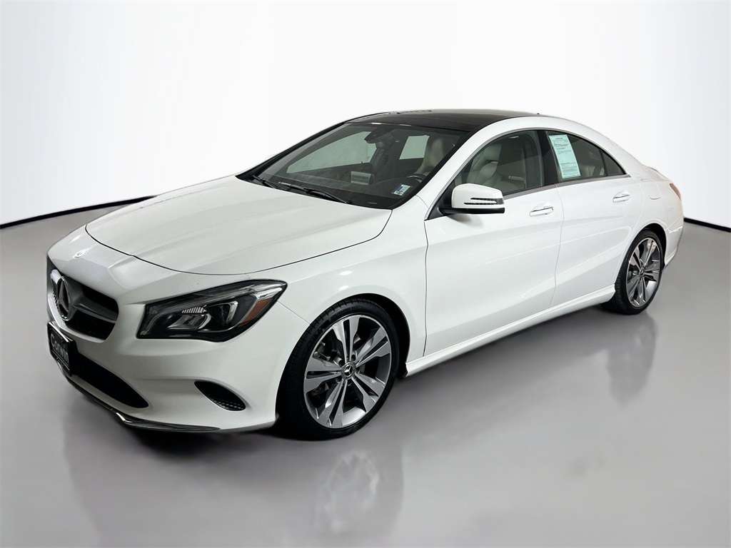 2019 Mercedes Benz CLA 250 4MATIC photo 4