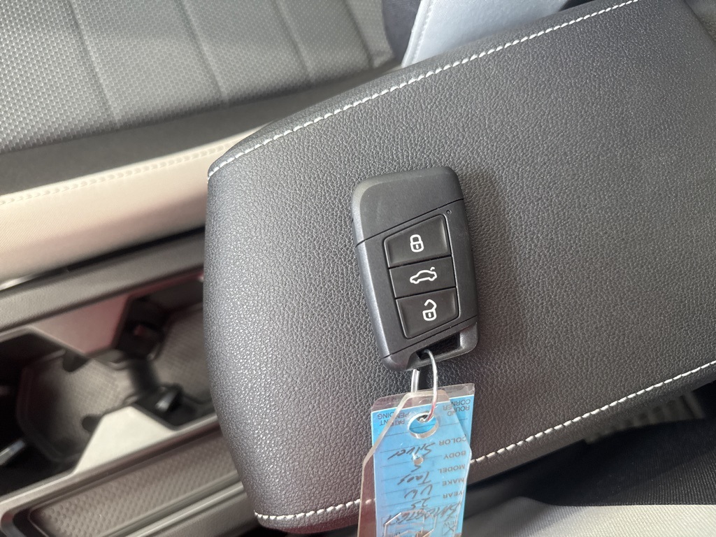 2025 Volkswagen Taos S photo 22