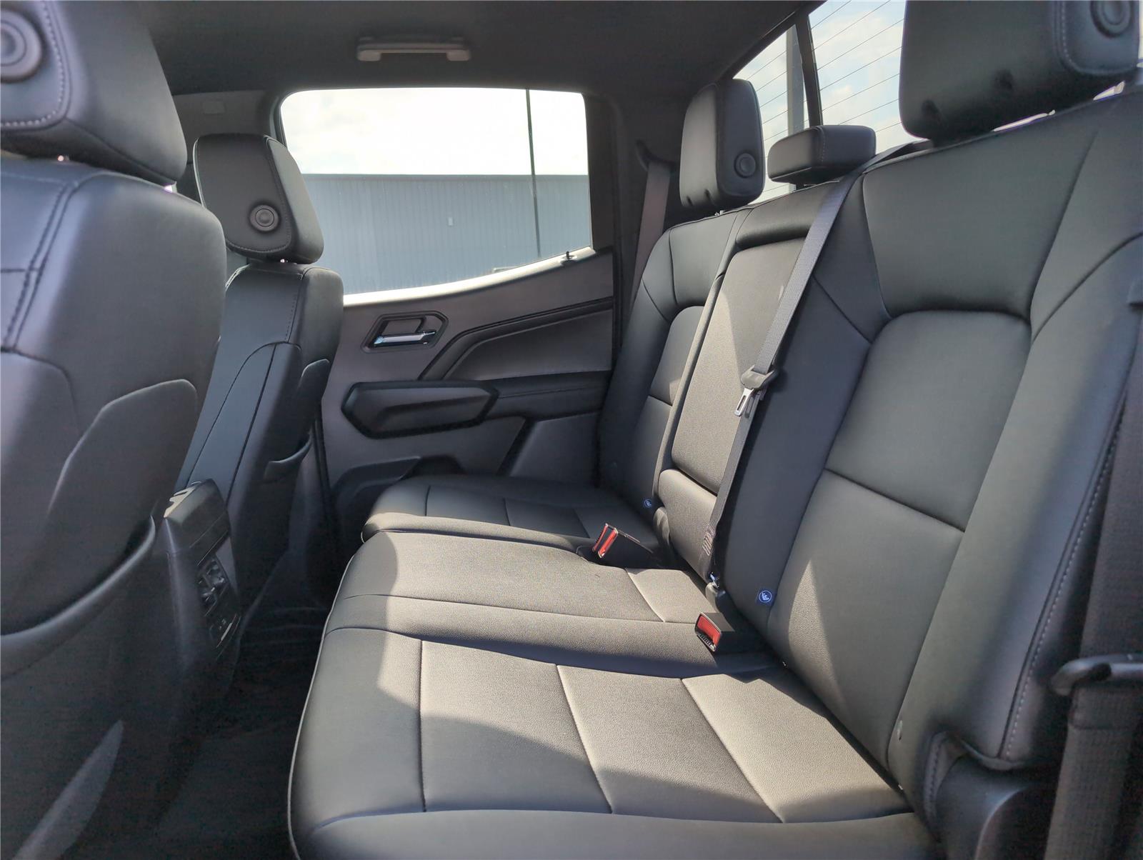 2025 Gmc Canyon Elevation photo 27