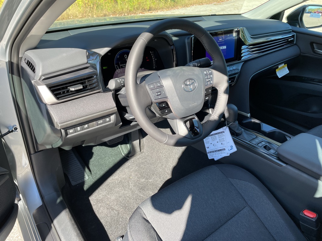 2026 Toyota Camry LE photo 7