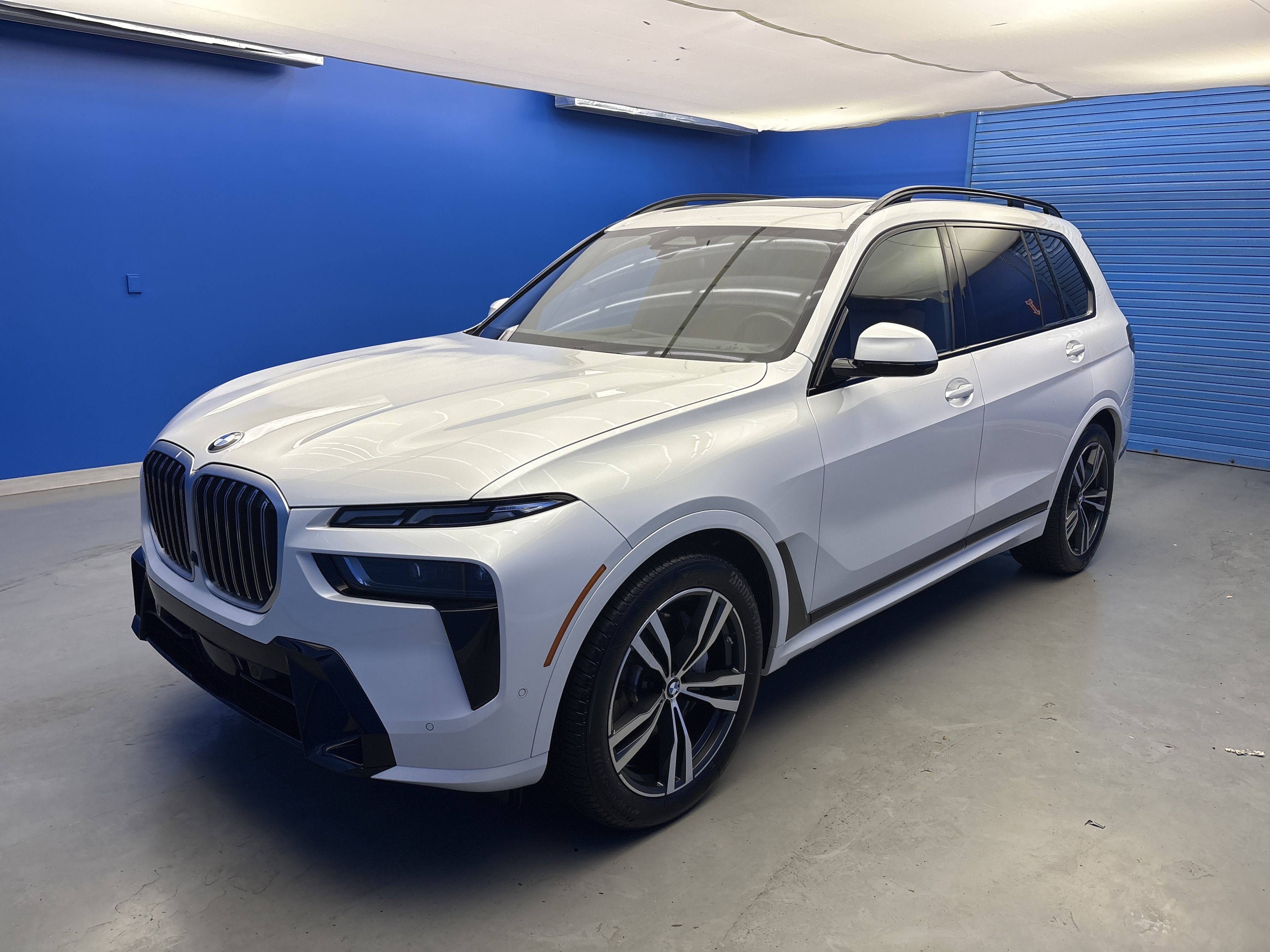 2023 Bmw X7 xDrive40i photo 3