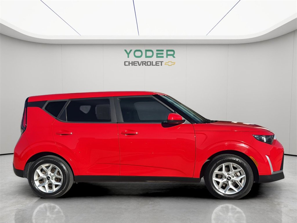 2023 Kia Soul LX photo 7