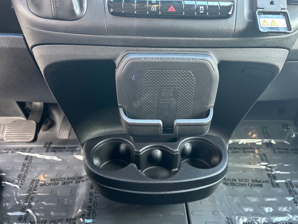 2026 Ram ProMaster 2500 SLT photo 8