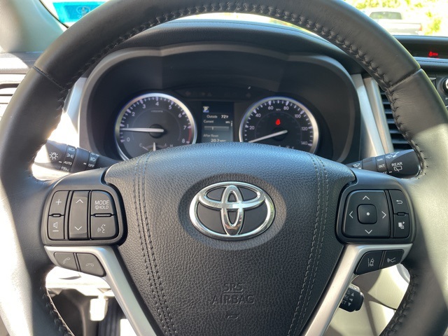 2019 Toyota Highlander XLE photo 10
