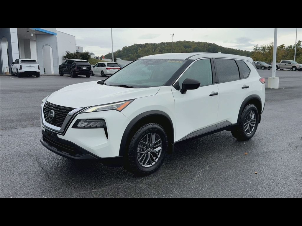 2021 Nissan Rogue S photo 3