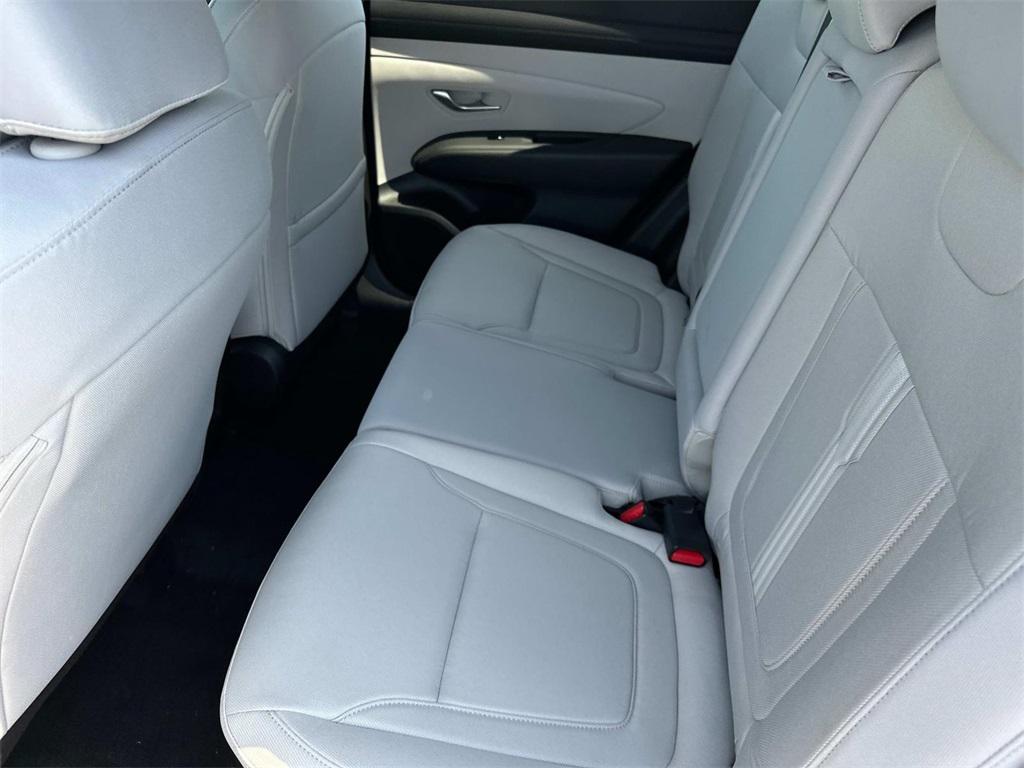 2025 Hyundai Tucson SEL photo 13