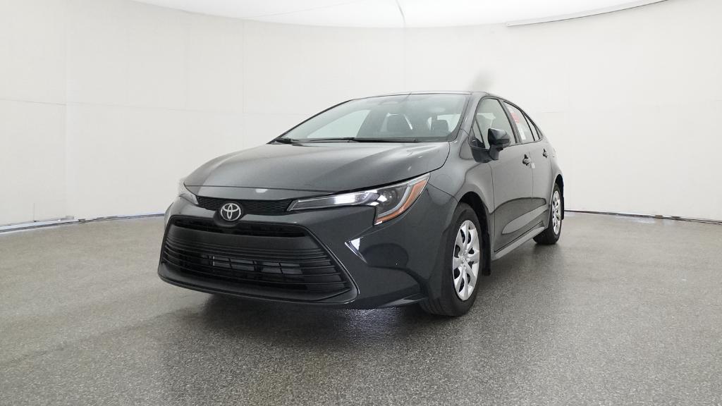 2025 Toyota Corolla LE photo 4