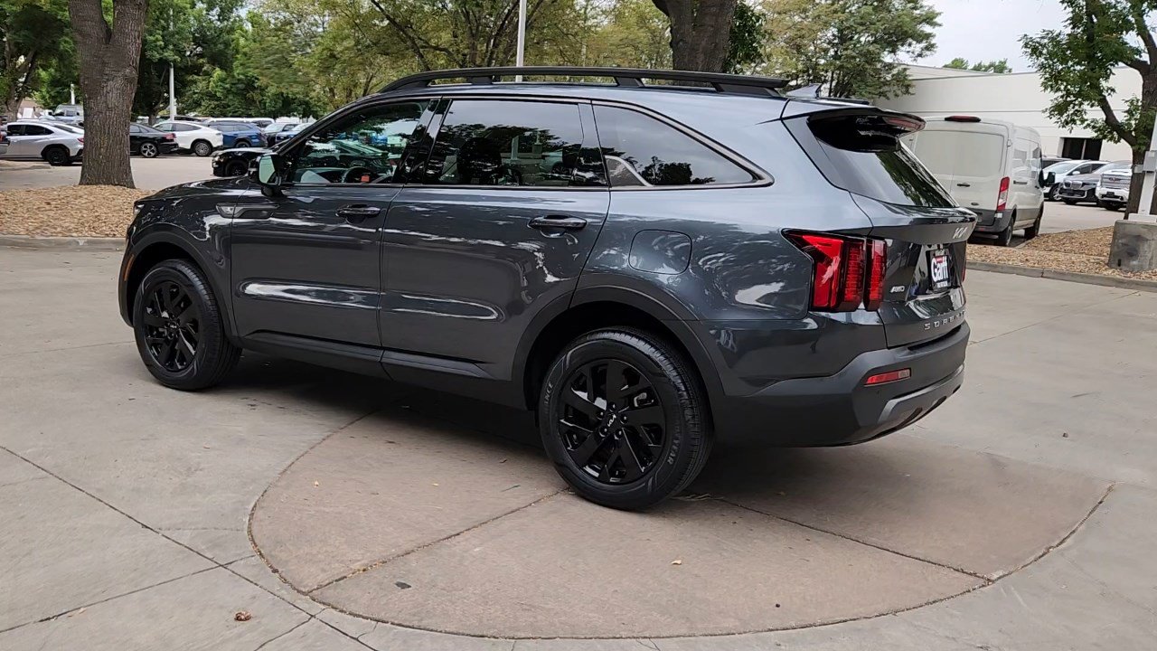2022 Kia Sorento X-Line S photo 3