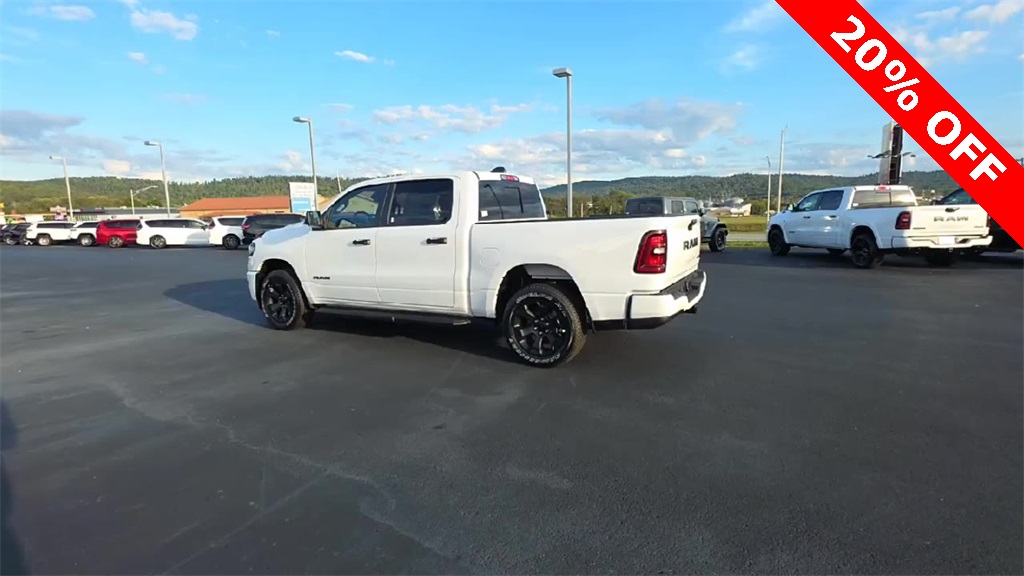 2025 Ram 1500 Tradesman photo 3
