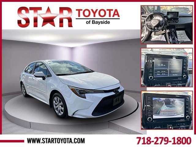 2022 Toyota Corolla LE's photo