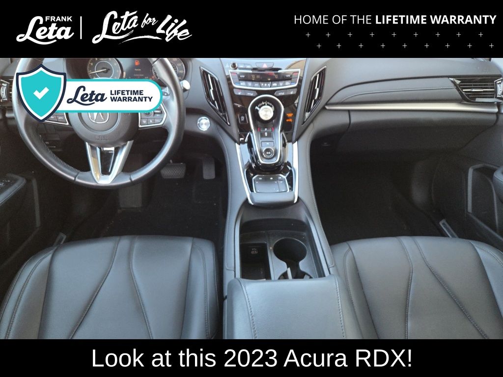 2023 Acura RDX photo 3