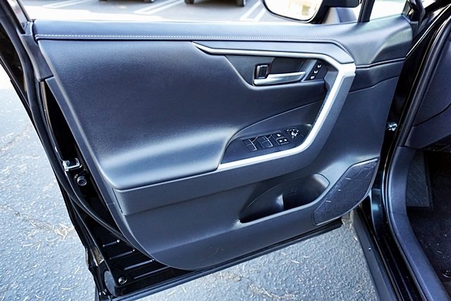 Used 2019 Black Toyota Limited image 22