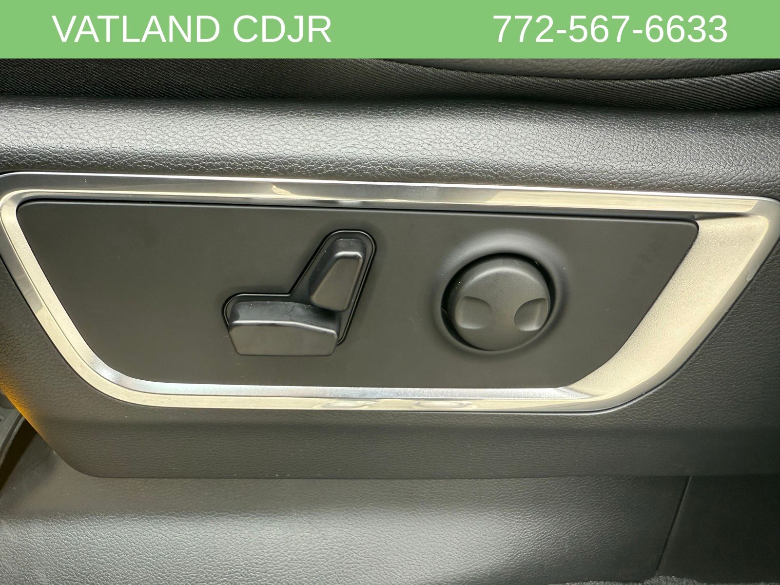 2026 Ram 1500 Laramie photo 22