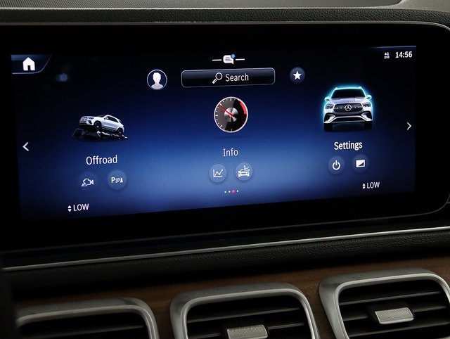2025 Mercedes Benz GLE 350 4MATIC photo 18