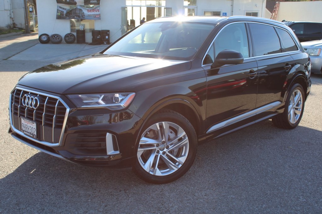 2020 Audi Q7 Premium Plus's photo