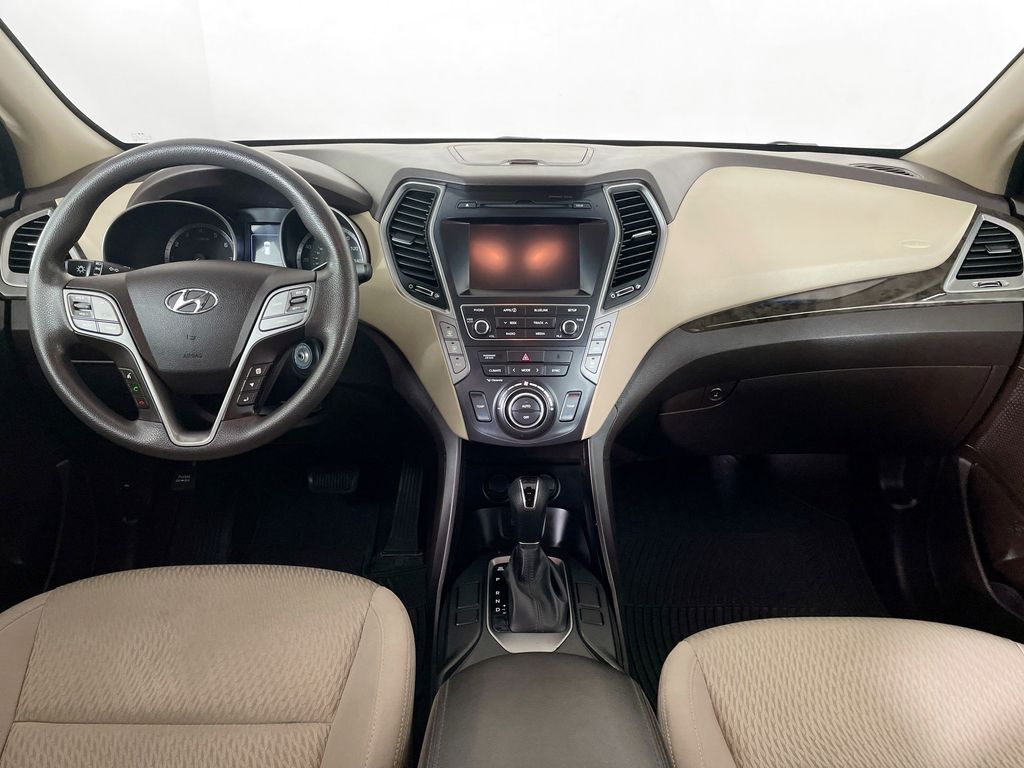 2017 Hyundai Santa Fe SE photo 20