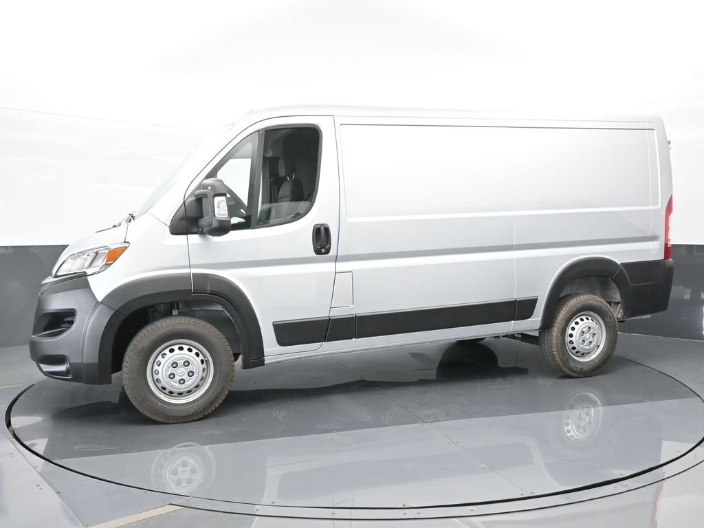 2025 Ram ProMaster 1500 Tradesman photo 2
