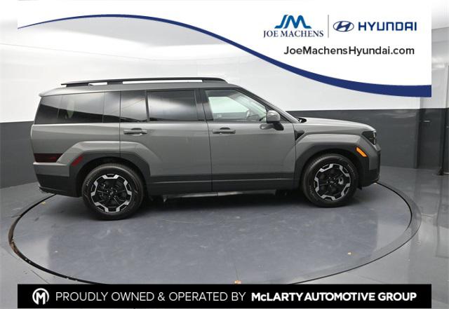 2026 Hyundai Santa Fe SEL's photo