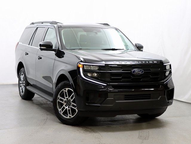 2025 Ford Expedition Active's photo